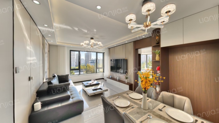 假日普罗旺斯南区二手房实景图