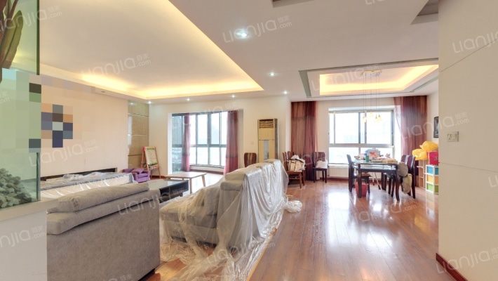 交警队电梯公寓二手房实景图