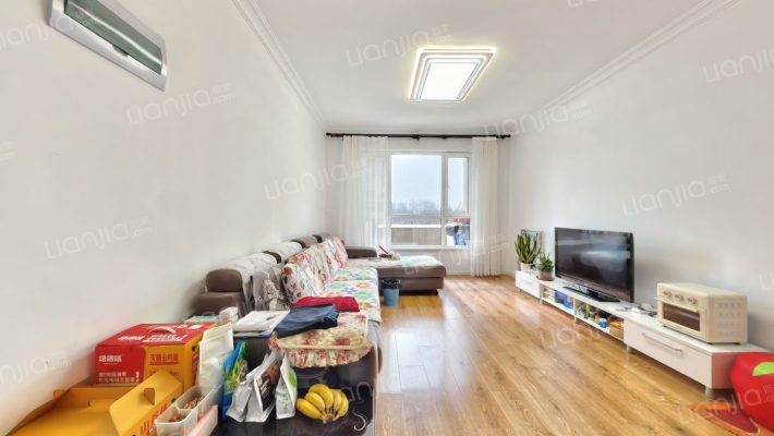 恒峰天泉小镇二手房实景图