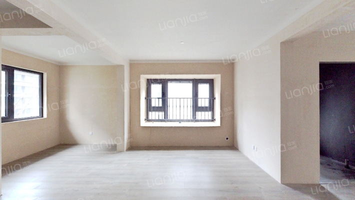 湖成大境二手房实景图