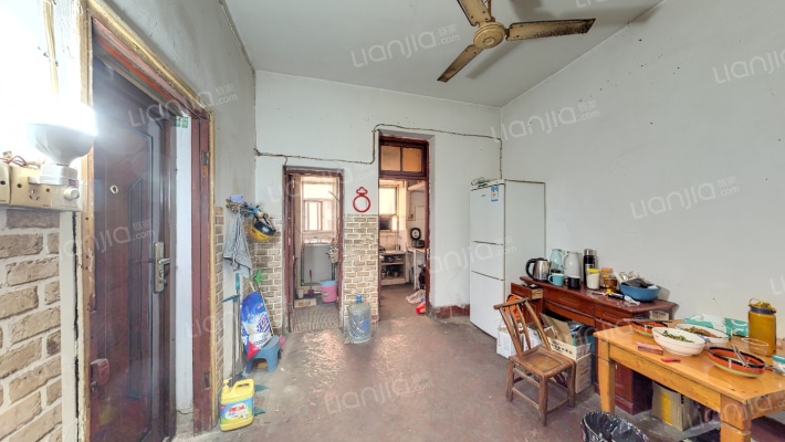 原二鞋厂宿舍二手房实景图