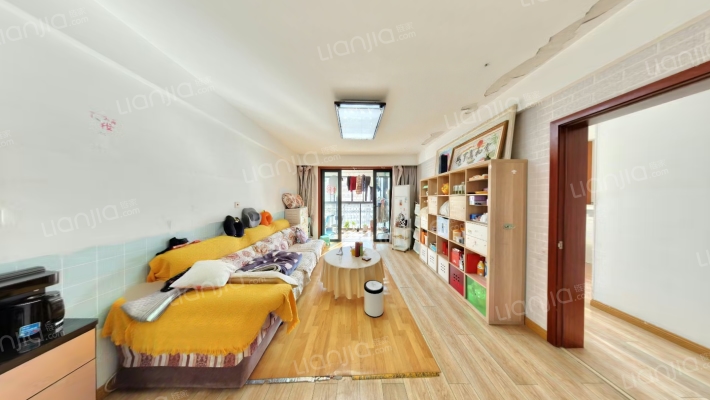 珠江御景花园二手房实景图