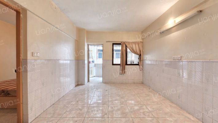 华侨新苑二手房实景图