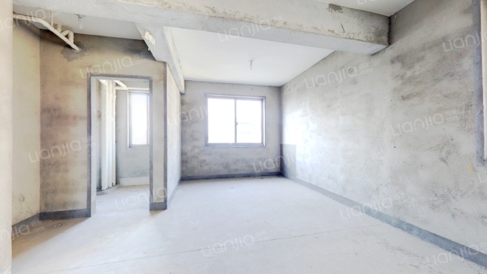 美丽春天府二手房实景图