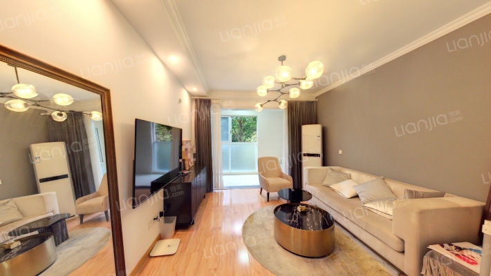 山水湖滨花园二期二手房实景图