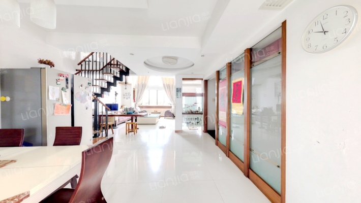 湖畔花园夕照苑二手房实景图