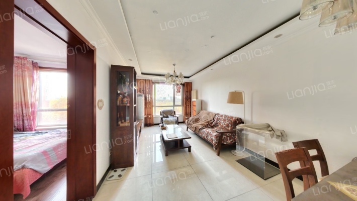 中国铁建国际城诗景颂苑二手房实景图