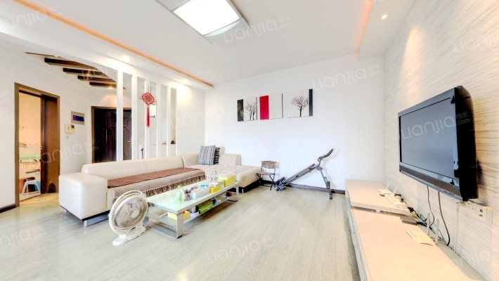 艺苑华庭二手房实景图