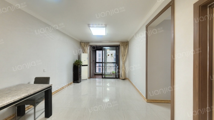 朗悦公园道1号南苑二手房实景图