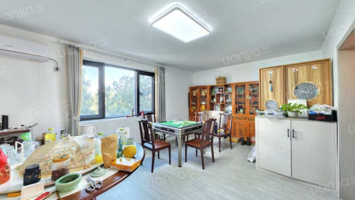 秀州公寓二手房实景图