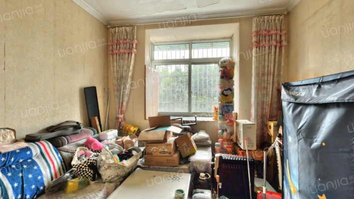 金河东苑二手房实景图