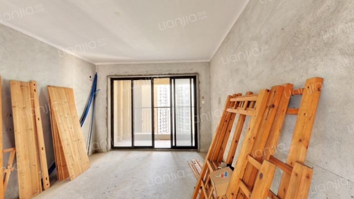 华发四季二手房实景图