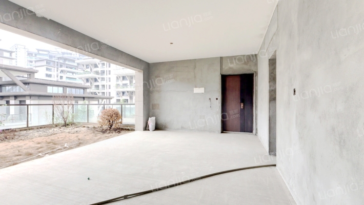 鹭湖溪山院二手房实景图