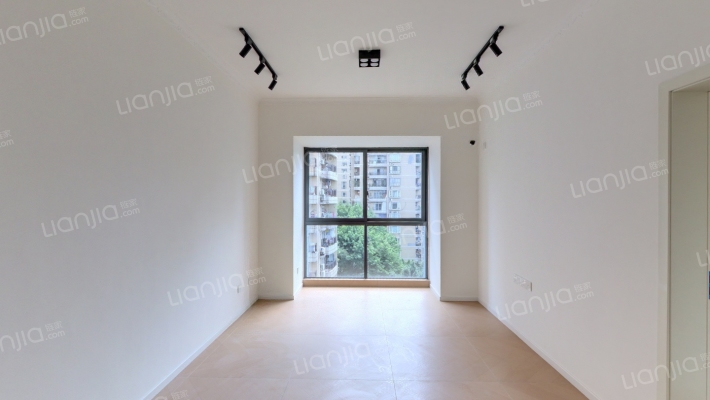 龙华苑二手房实景图