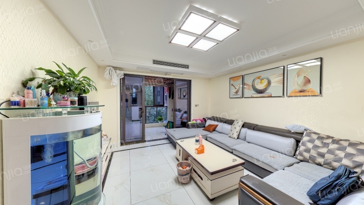 公园大道上东汇北区二组团二手房实景图