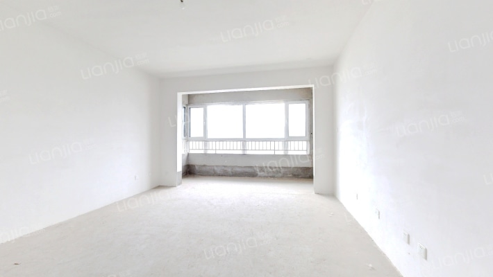 华邦旭馨园B区二手房实景图