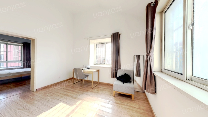 芳水河畔家园二手房实景图