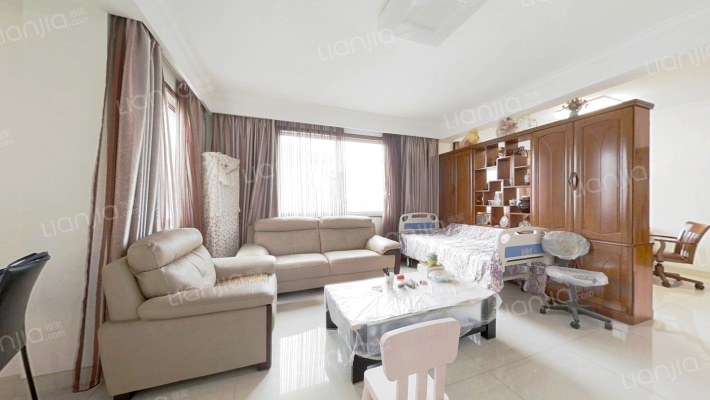 河畔花园二手房实景图