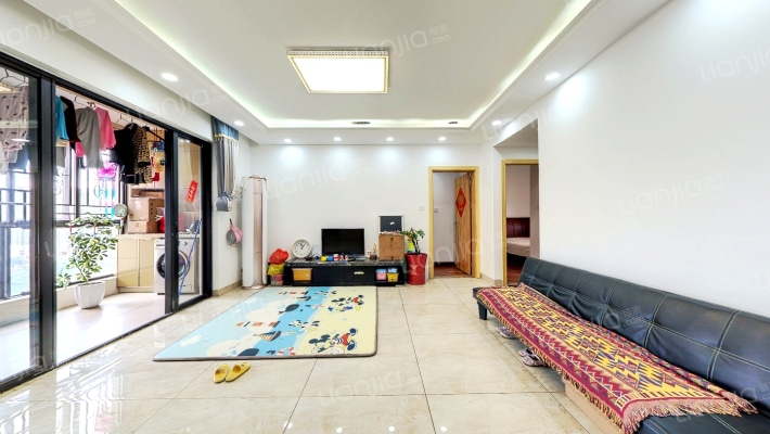 卓越东部蔚蓝海岸一期二手房实景图