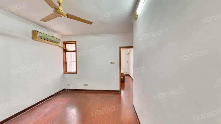 天地花园东区二手房实景图