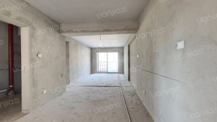 云青花园A1区二手房实景图