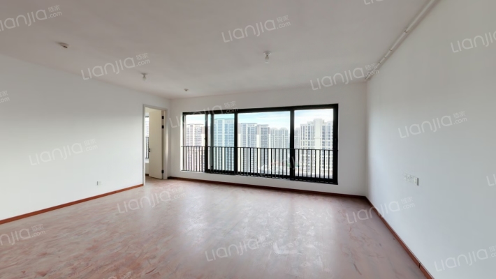 建发五缘橖月二手房实景图