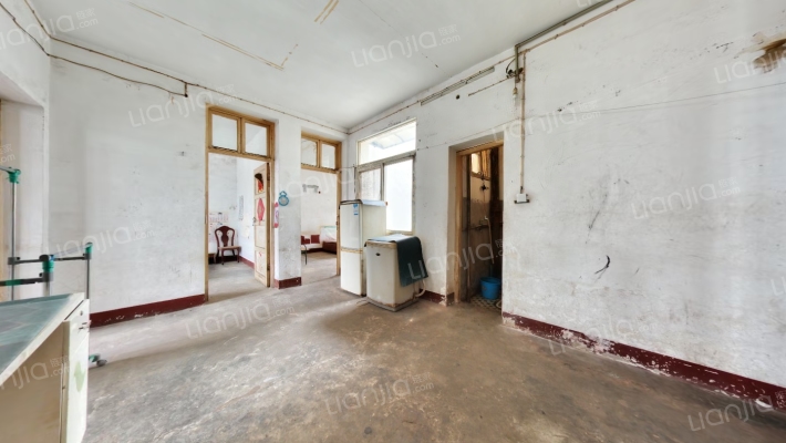 电信局宿舍二手房实景图