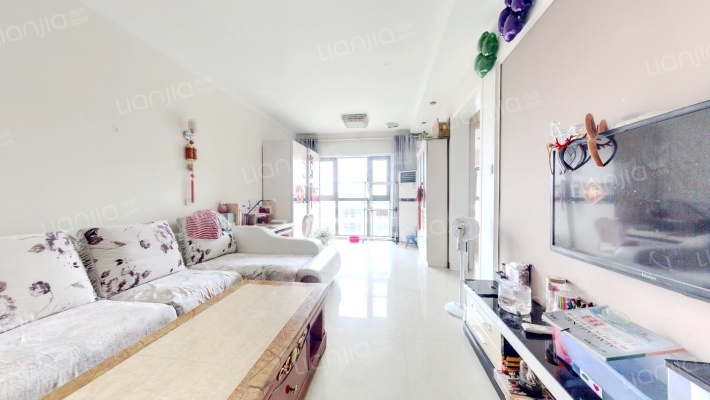 西美70后院二手房实景图