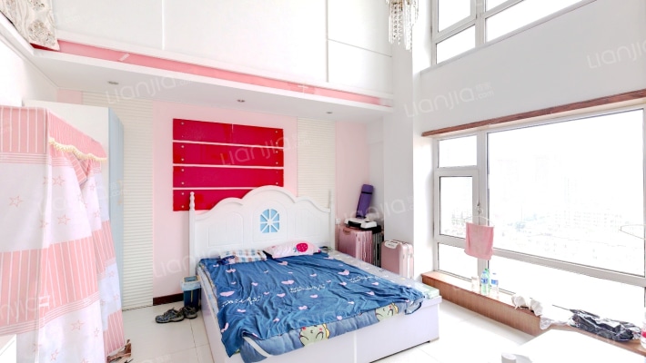 鸿辰小区二手房实景图