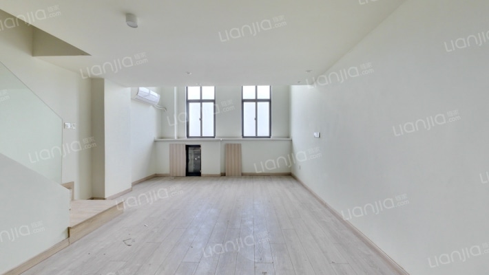 伟鹏商务大厦二手房实景图