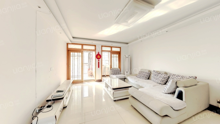 久隆凤凰城塞纳河畔花园洋房二手房实景图