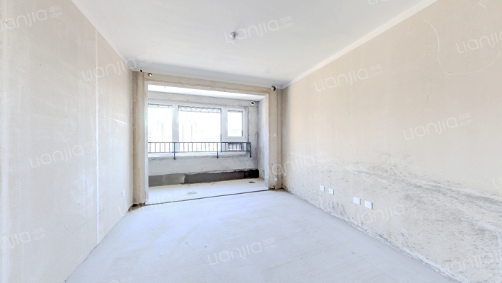 保利云上二手房实景图