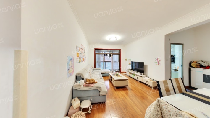 上善天成二手房实景图