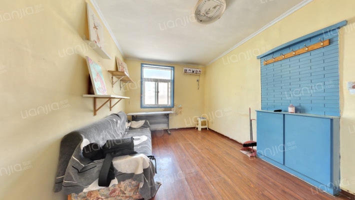 电子公司家属院二手房实景图