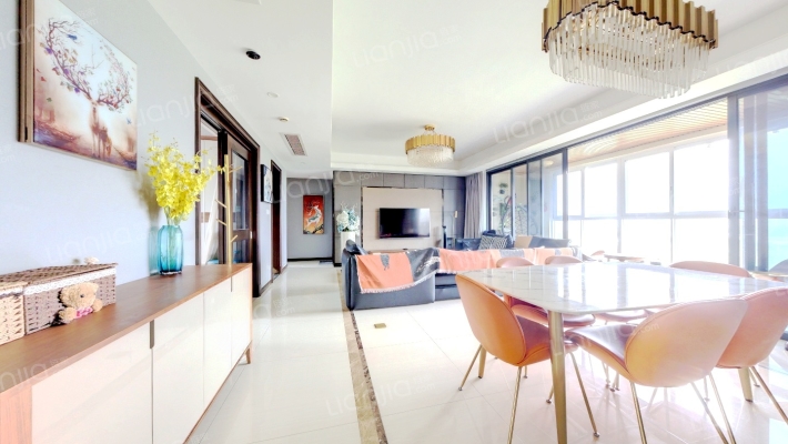 万科五龙山翡翠郡二手房实景图