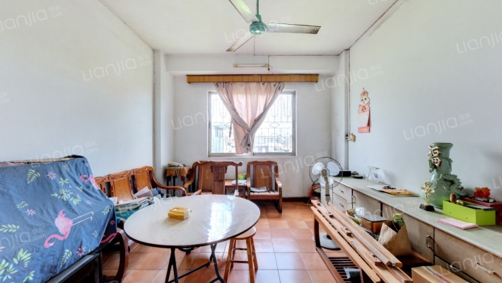 新基邮局小区二手房实景图