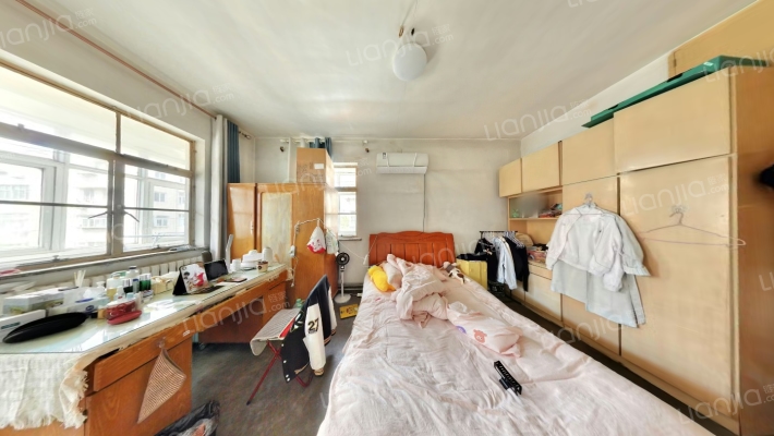 机车新村四街二手房实景图