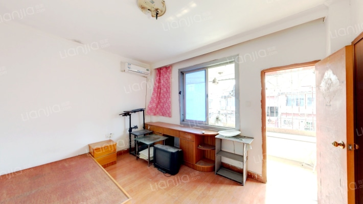 大王里西洪新村二手房实景图