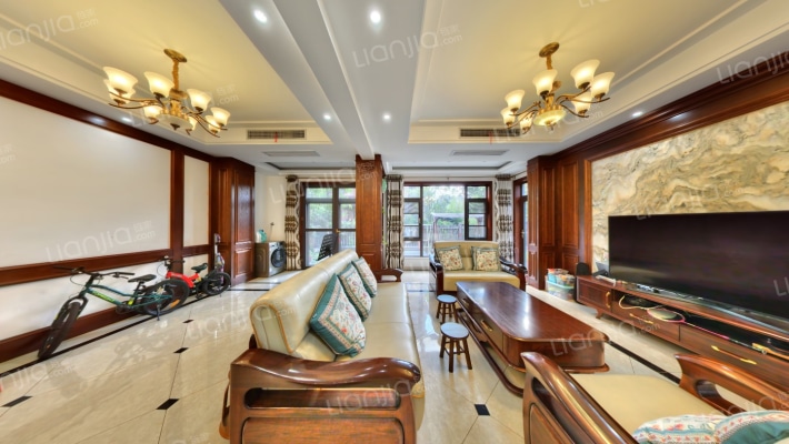 万科翠逸花园三区二手房实景图