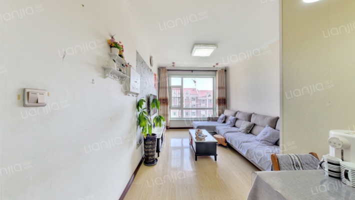 香水湾一期二手房实景图