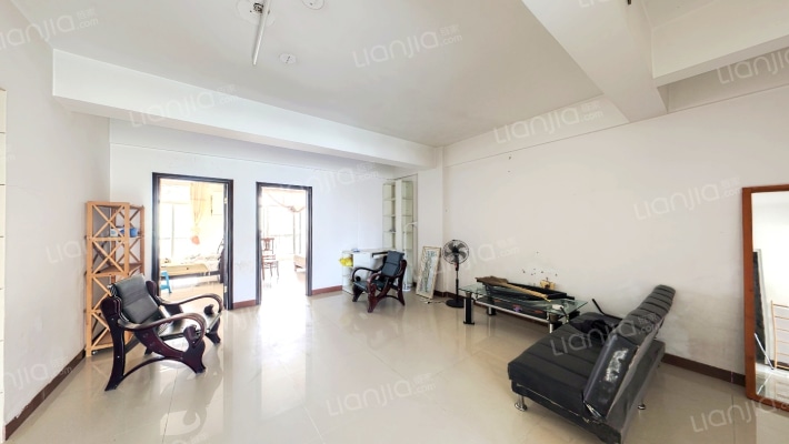 丰源商厦二手房实景图