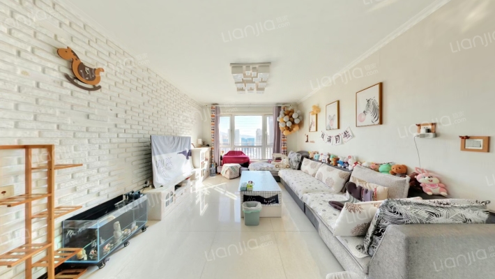 天居锦河丹堤二手房实景图