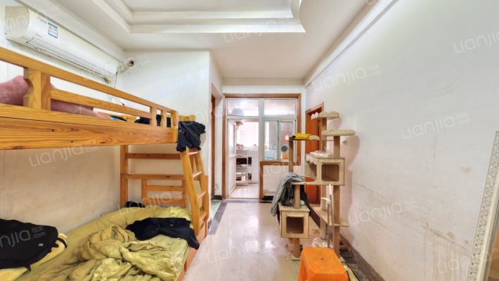 竹山路248号二手房实景图