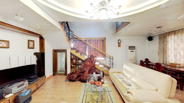 五凤兰庭一期二手房实景图