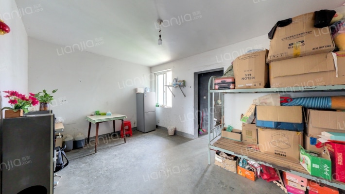 东方新家园南区二手房实景图