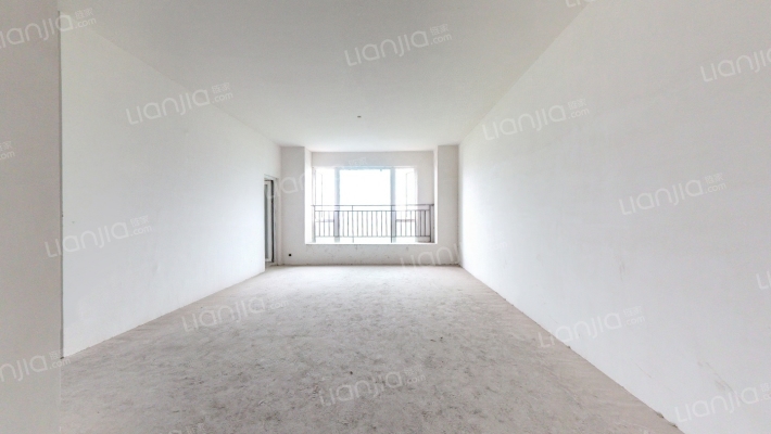 中渝滨江壹号C区二手房实景图