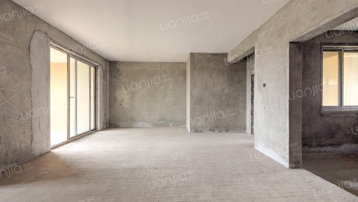 庆隆南山高尔夫国际社区漫香堤二手房实景图