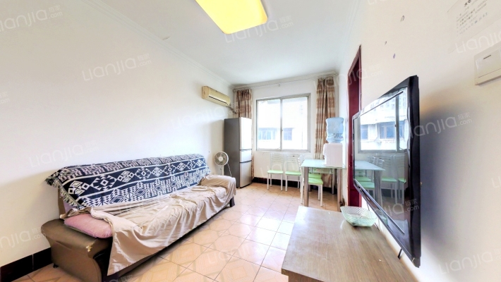 安装公司家属区二手房实景图