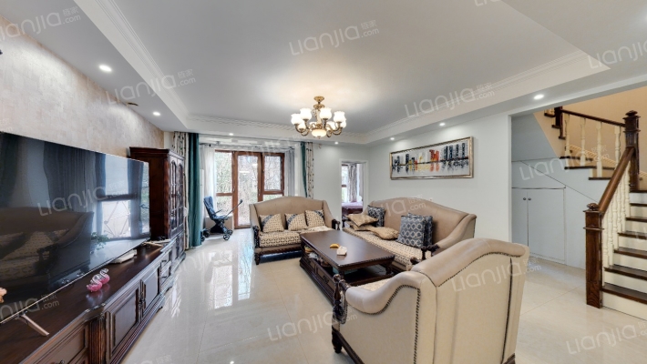 金隅翡丽蓝爵堡二手房实景图