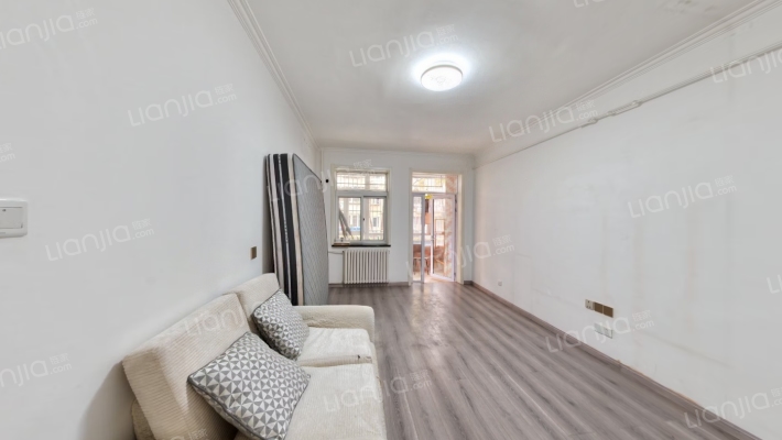 滨河里二手房实景图